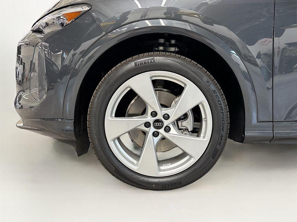 new 2025 Audi Q5 car, priced at $61,250