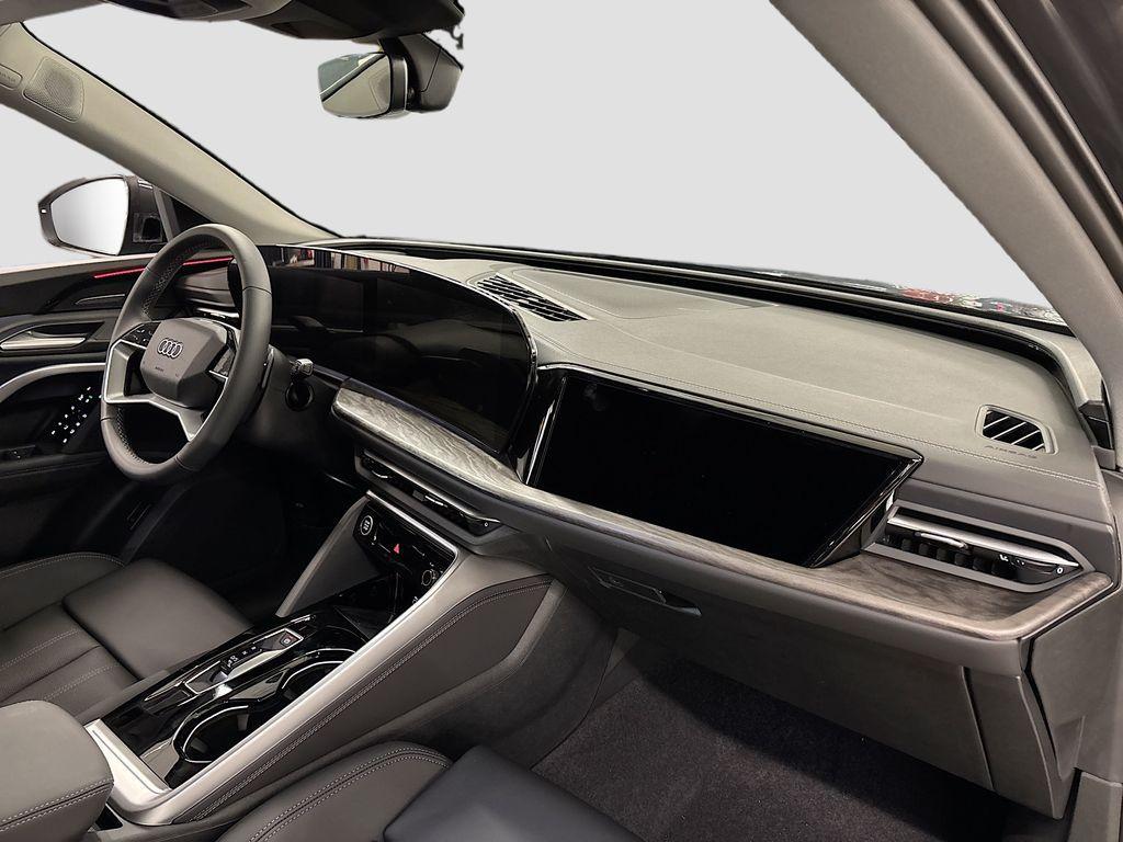 new 2025 Audi Q5 car, priced at $61,250