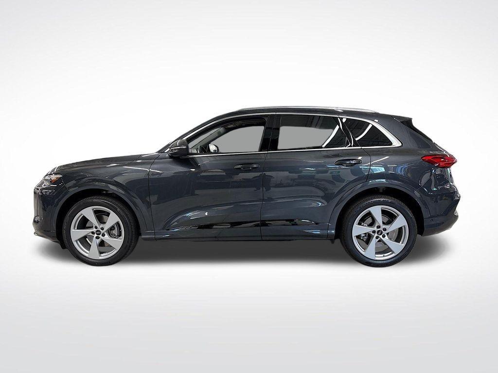 new 2025 Audi Q5 car, priced at $61,250