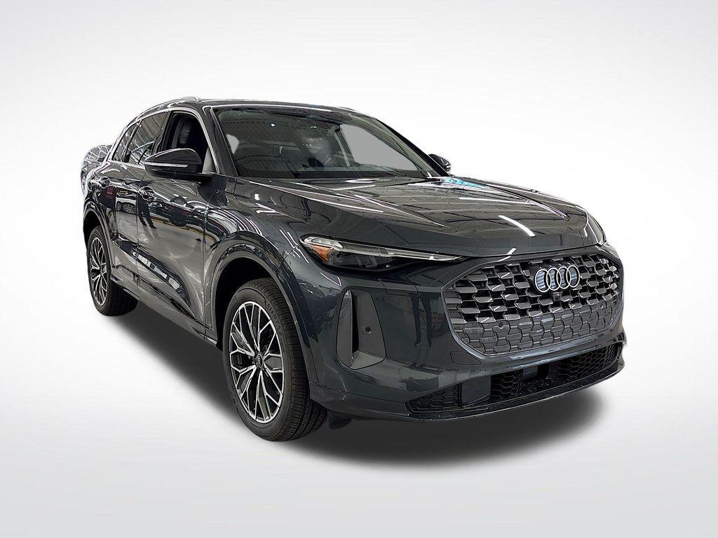 new 2025 Audi Q5 car, priced at $57,975