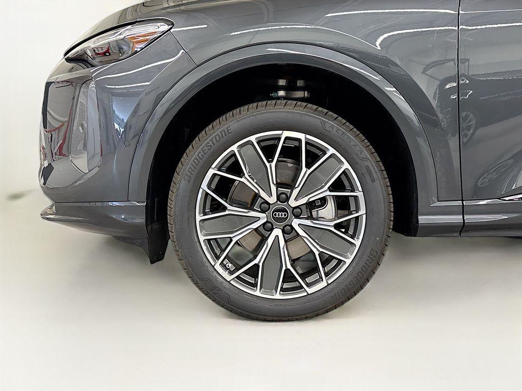 new 2025 Audi Q5 car, priced at $57,975