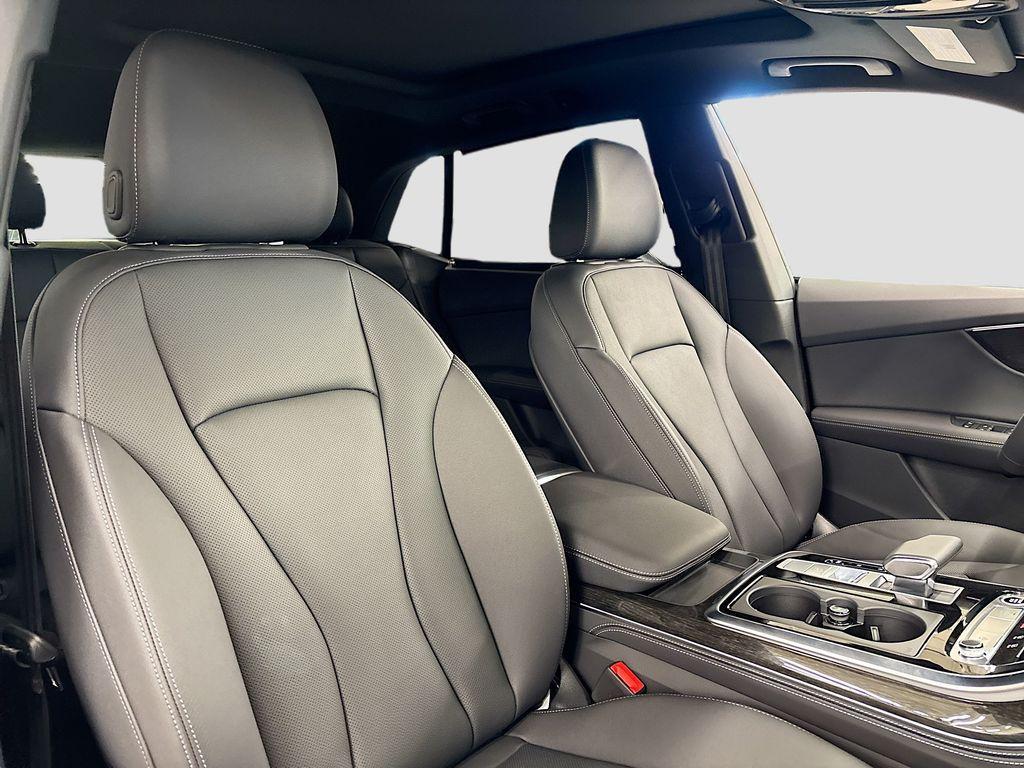 new 2025 Audi Q8 car, priced at $83,305