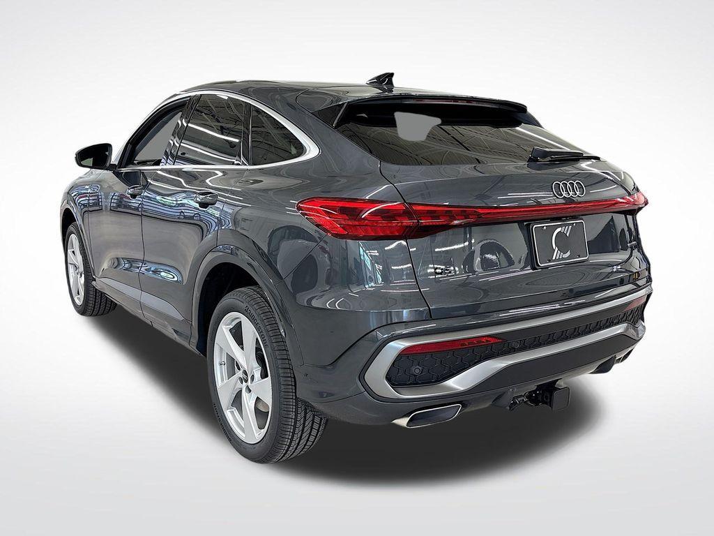 new 2025 Audi Q5 Sportback car, priced at $60,725