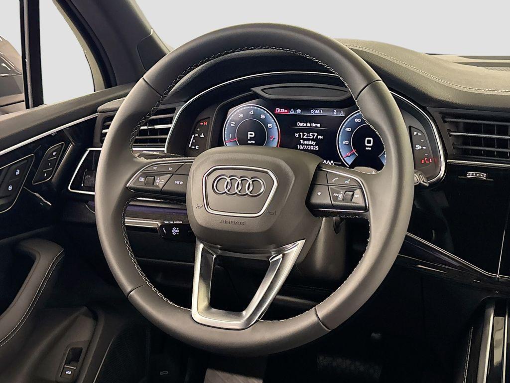 new 2025 Audi Q7 car, priced at $74,555