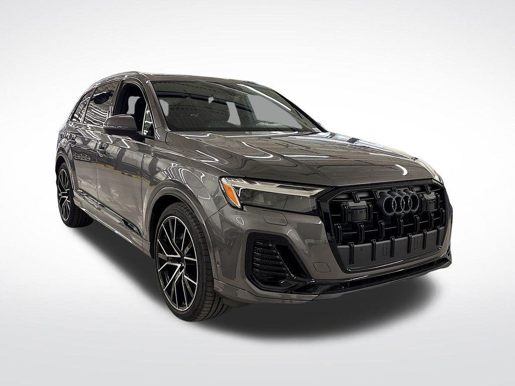 new 2025 Audi Q7 car, priced at $74,555