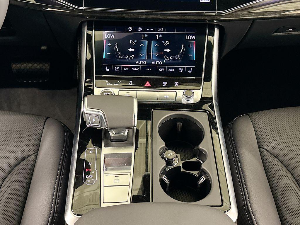 new 2025 Audi Q7 car, priced at $74,555