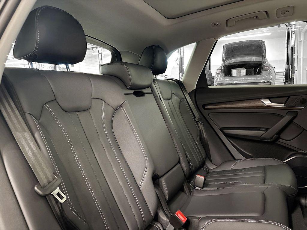 new 2025 Audi Q5 car, priced at $50,100