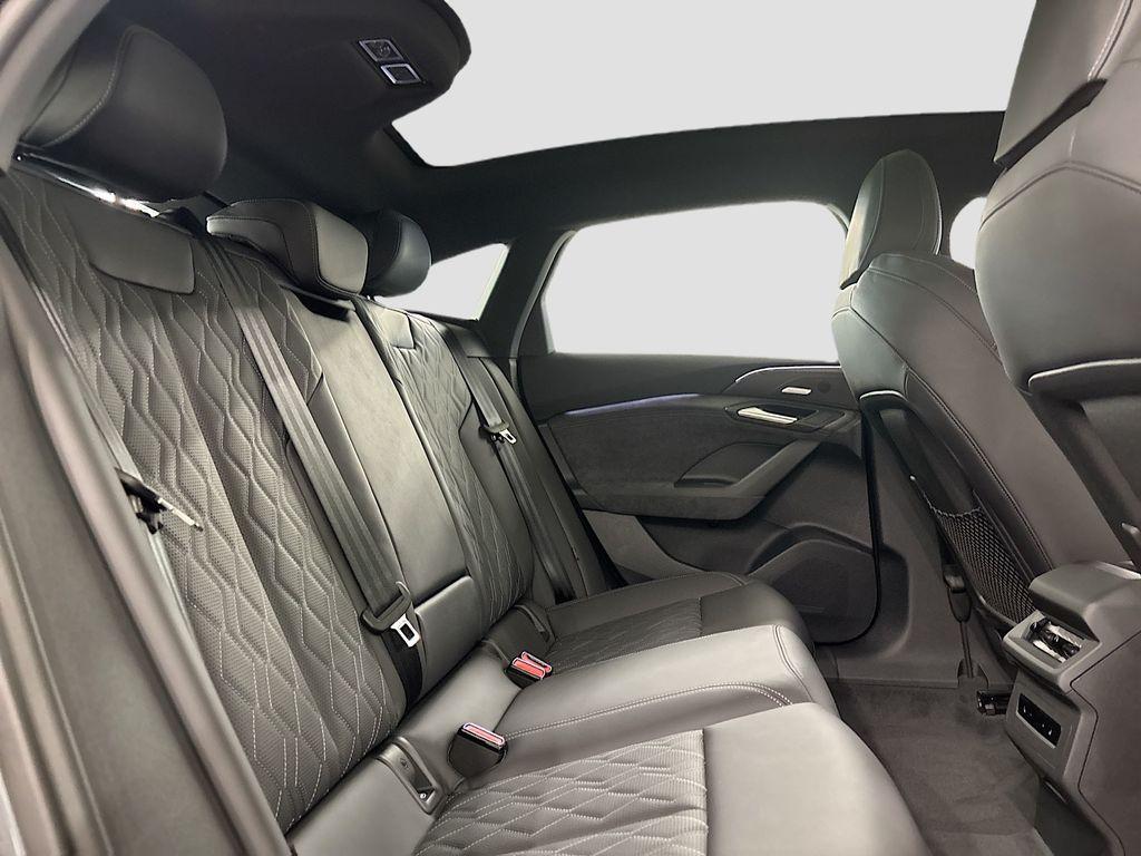 new 2025 Audi S6 car, priced at $89,050