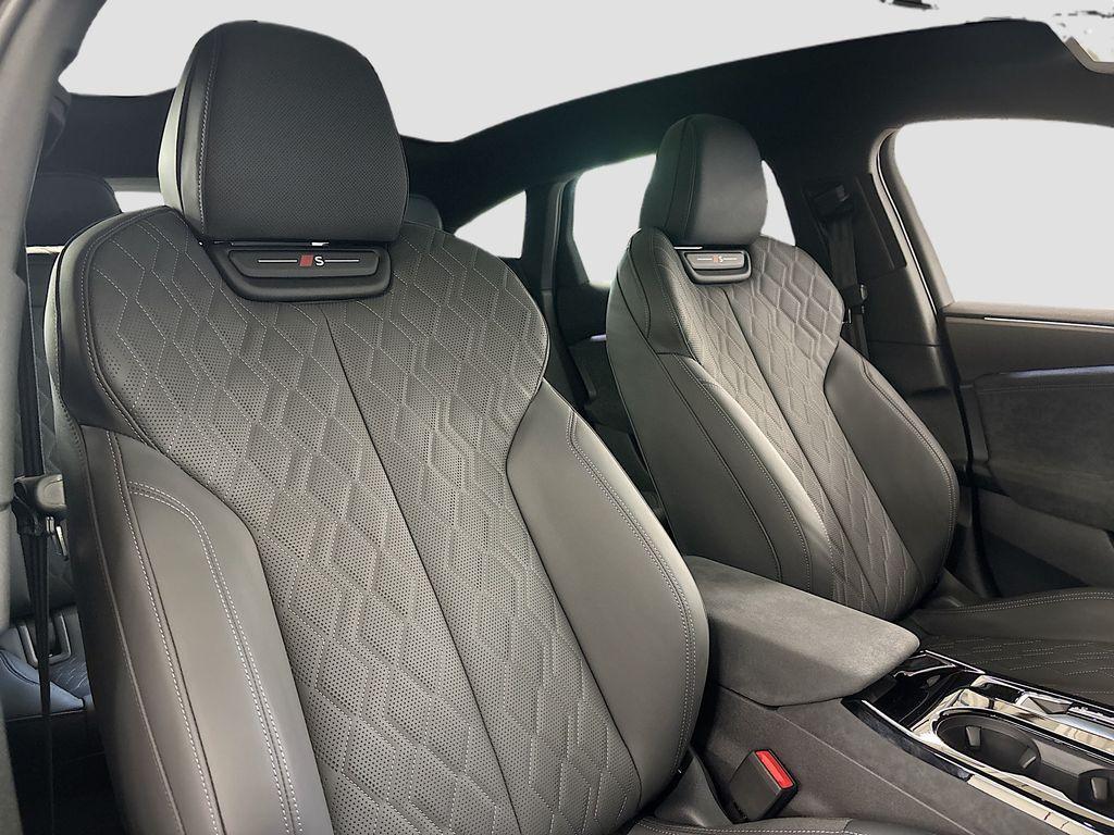 new 2025 Audi S6 car, priced at $89,050