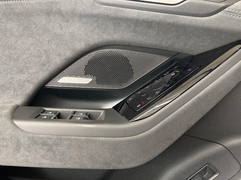new 2025 Audi S6 car, priced at $89,050