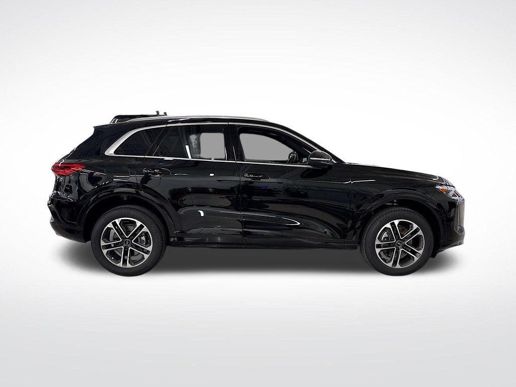 new 2025 Audi Q5 car, priced at $57,500
