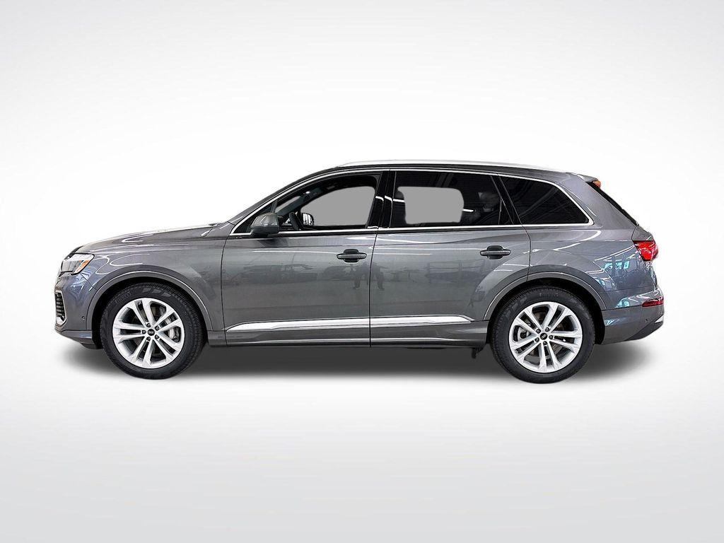 new 2025 Audi Q7 car, priced at $71,850
