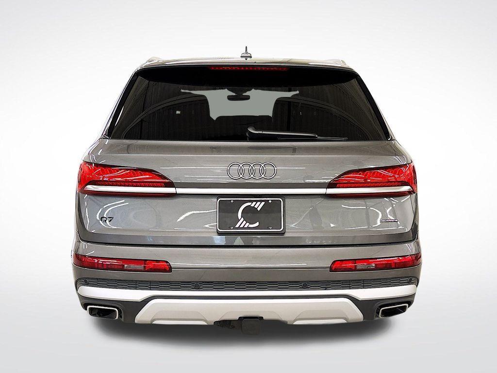 new 2025 Audi Q7 car, priced at $71,850