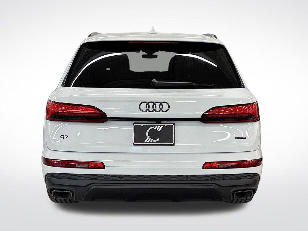new 2025 Audi Q7 car, priced at $74,645