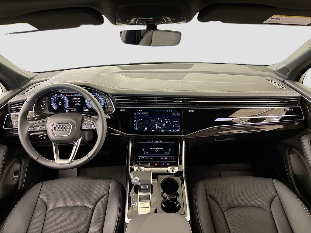 new 2025 Audi Q7 car, priced at $74,645