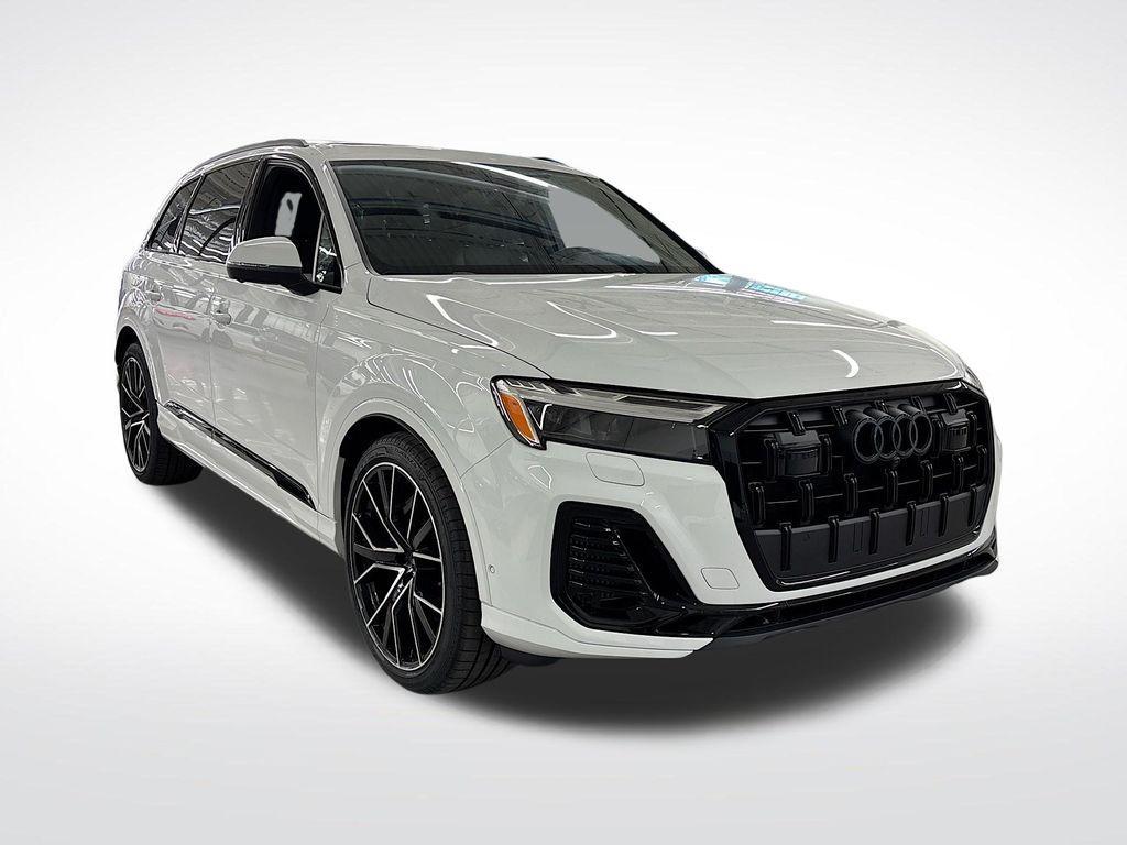 new 2025 Audi Q7 car, priced at $74,645