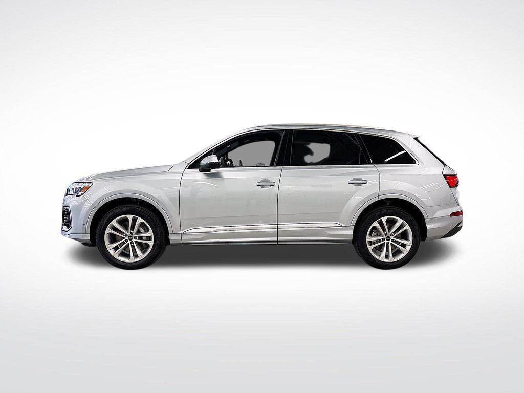 new 2025 Audi Q7 car, priced at $63,920