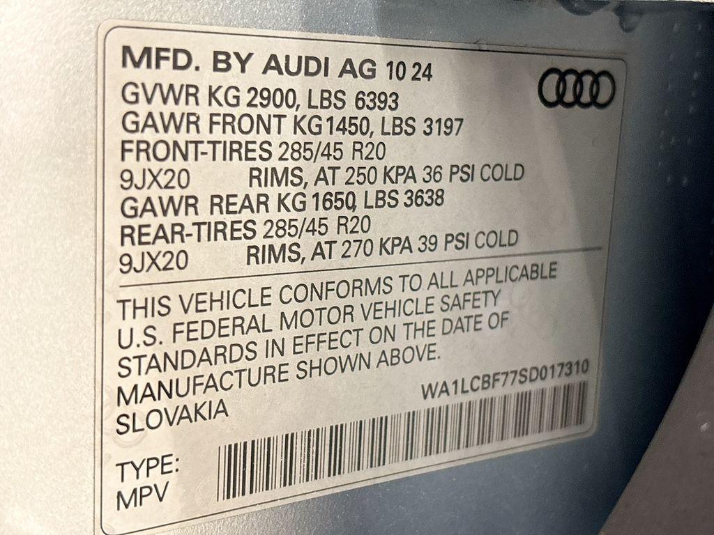 new 2025 Audi Q7 car, priced at $63,920