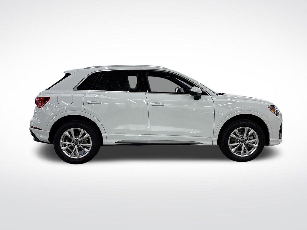 new 2025 Audi Q3 car, priced at $44,490
