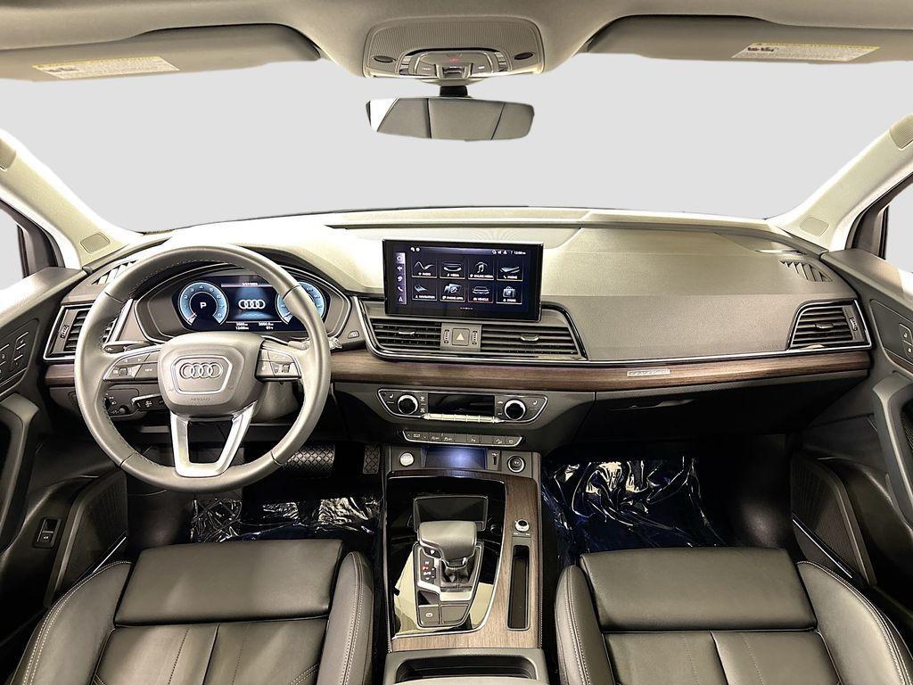 used 2025 Audi Q5 car, priced at $43,000