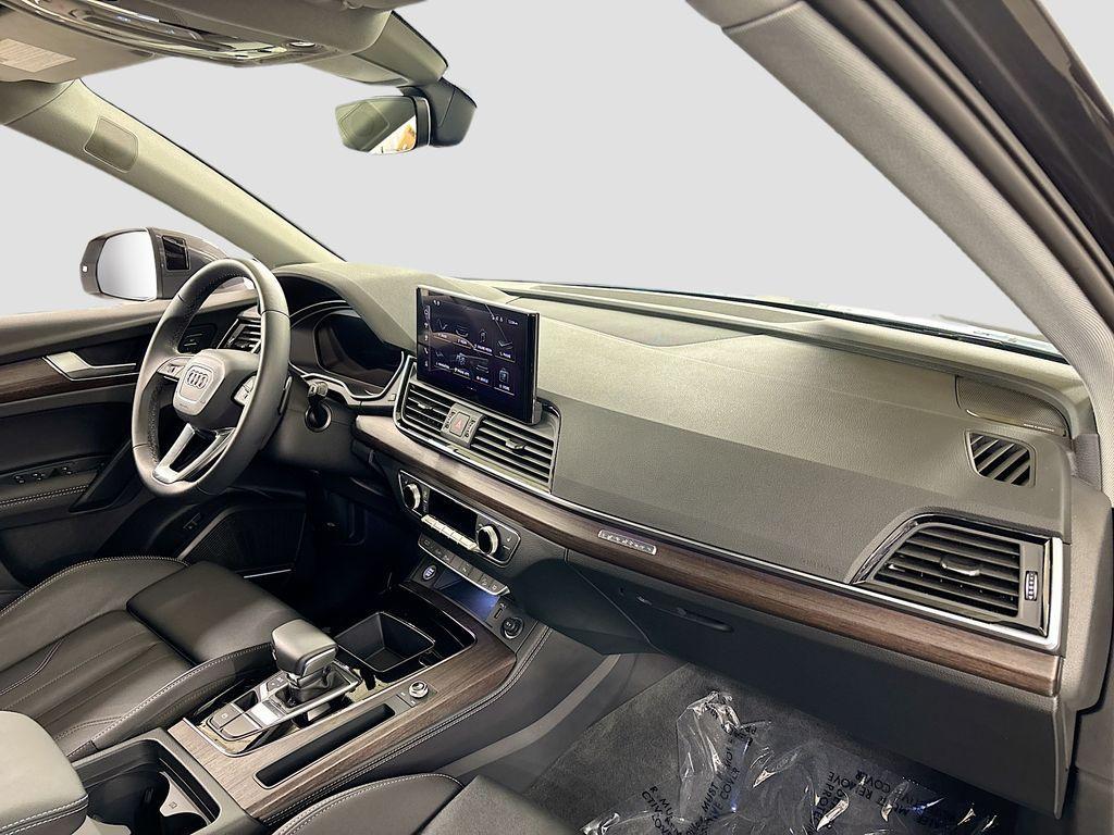 used 2025 Audi Q5 car, priced at $47,000