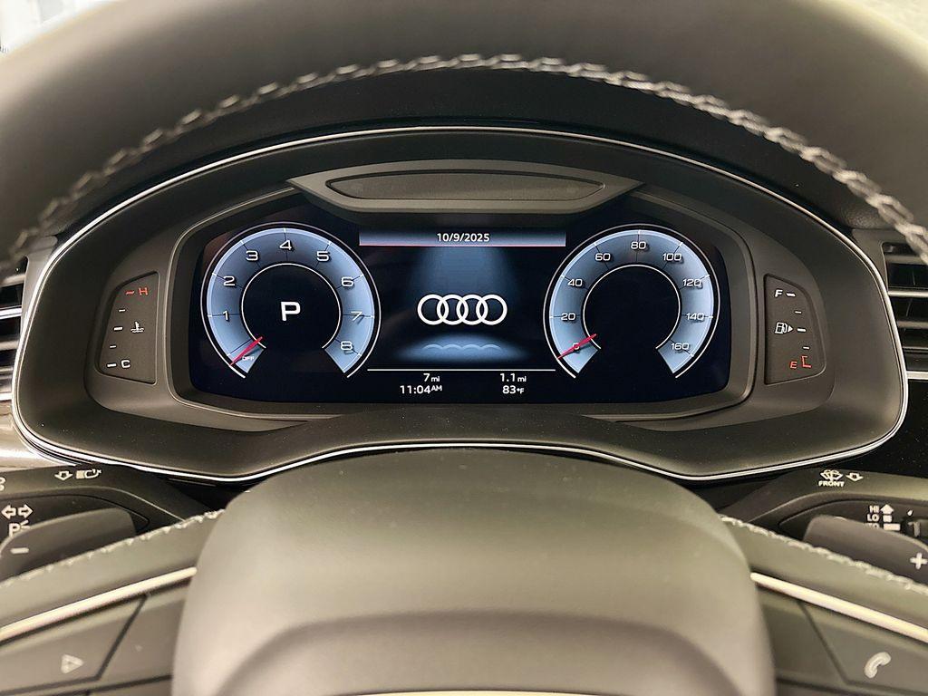 new 2025 Audi Q7 car, priced at $71,705