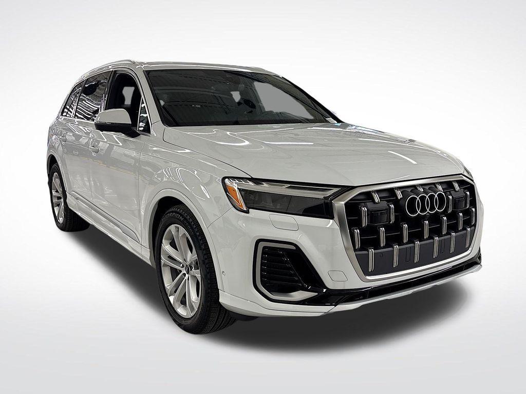 new 2025 Audi Q7 car, priced at $71,705