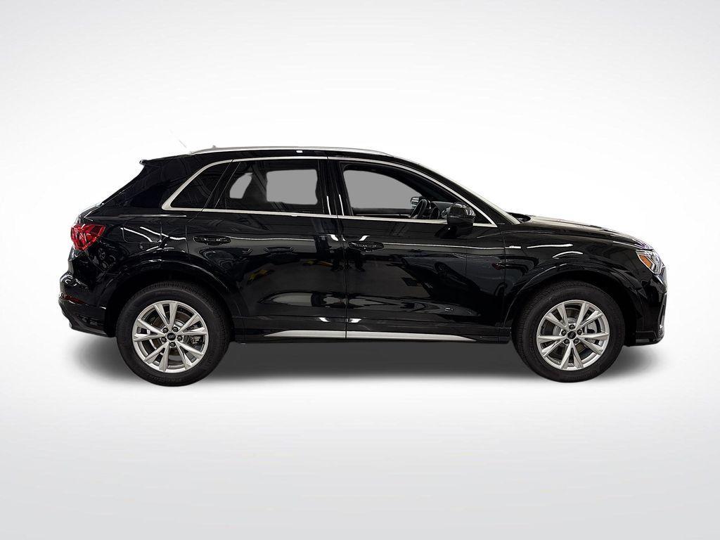 new 2025 Audi Q3 car, priced at $41,560