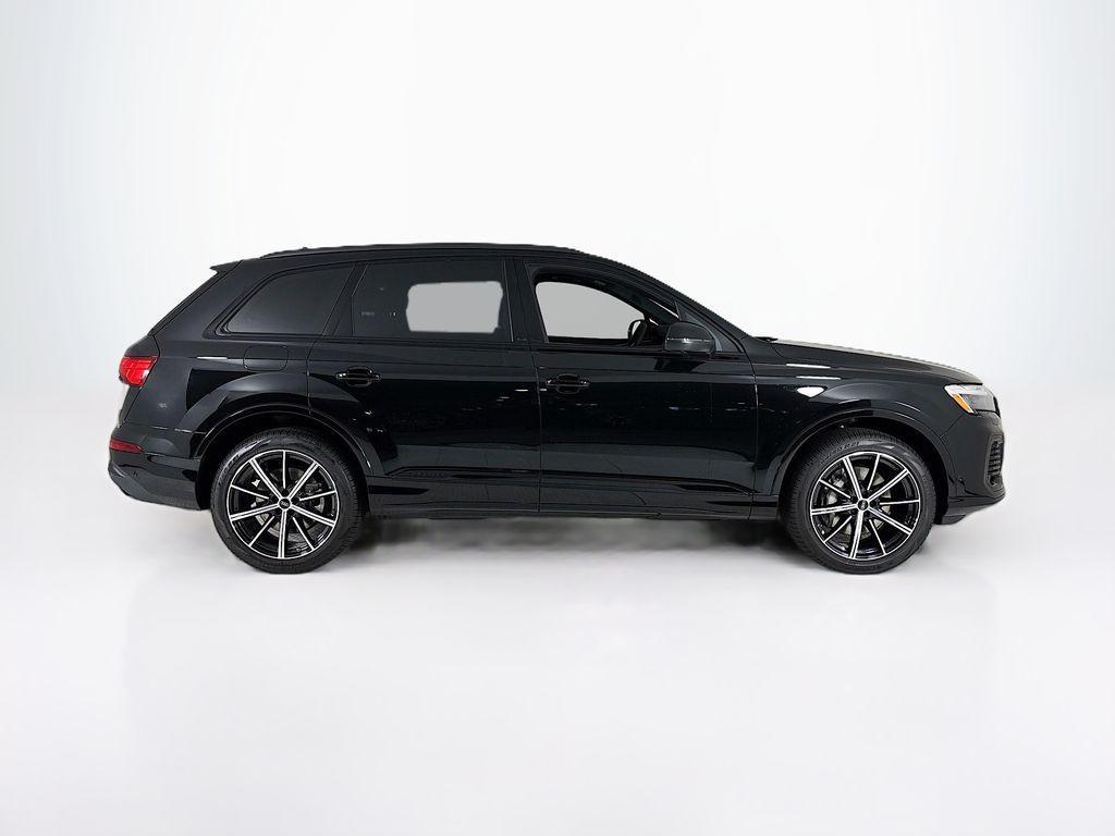 new 2025 Audi Q7 car, priced at $71,450