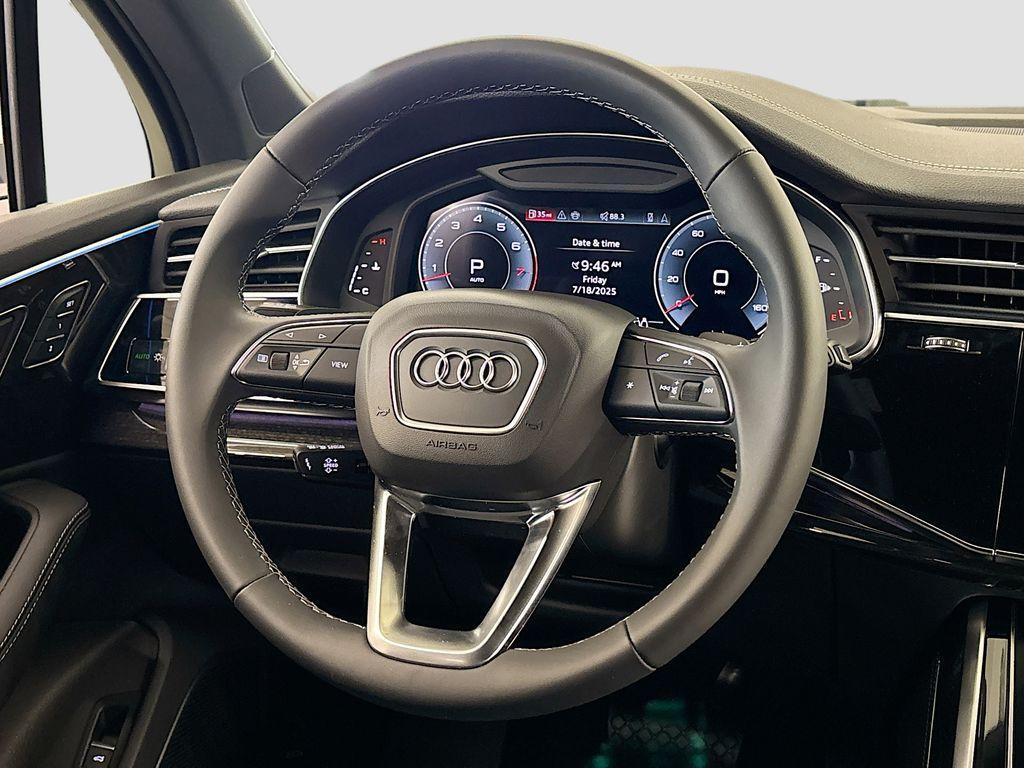 new 2025 Audi Q7 car, priced at $74,645