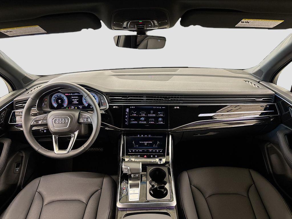 new 2025 Audi Q7 car, priced at $74,645