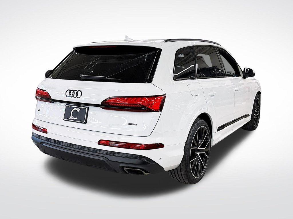 new 2025 Audi Q7 car, priced at $74,645