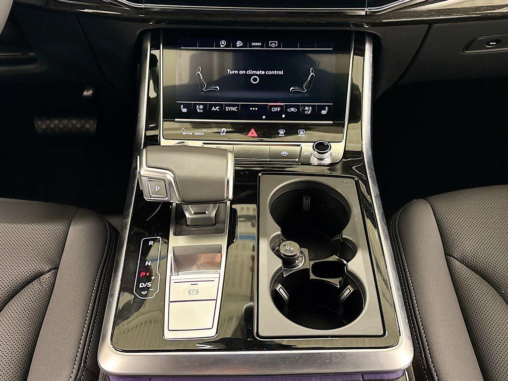 new 2025 Audi Q7 car, priced at $74,645