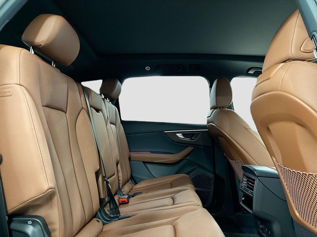 new 2025 Audi Q7 car, priced at $75,395