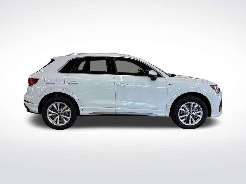 new 2025 Audi Q3 car, priced at $45,200