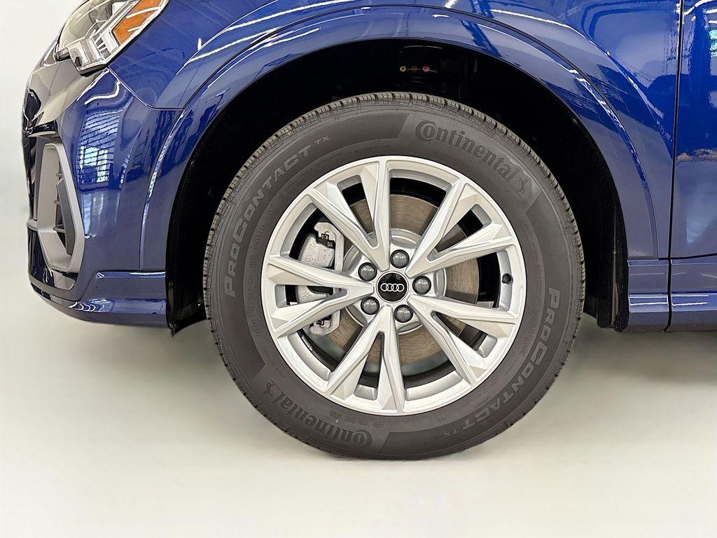 new 2025 Audi Q3 car, priced at $45,110