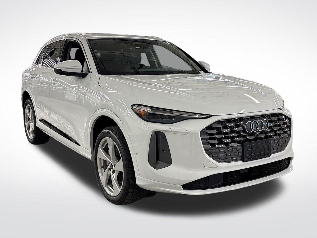 new 2025 Audi Q5 car, priced at $57,350