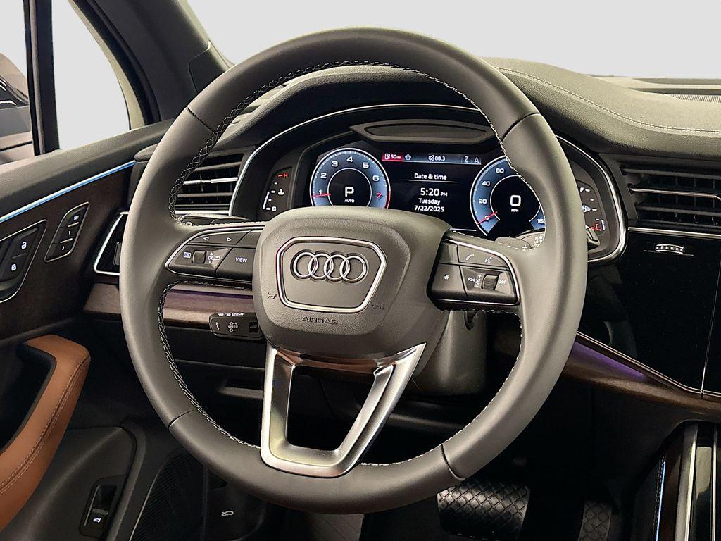 new 2025 Audi Q7 car, priced at $68,200