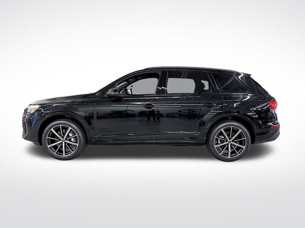 new 2025 Audi Q7 car, priced at $68,200