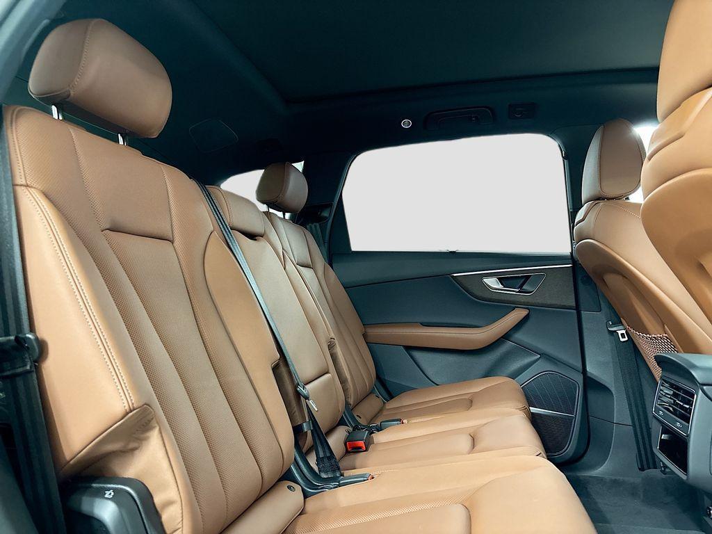 new 2025 Audi Q7 car, priced at $68,200