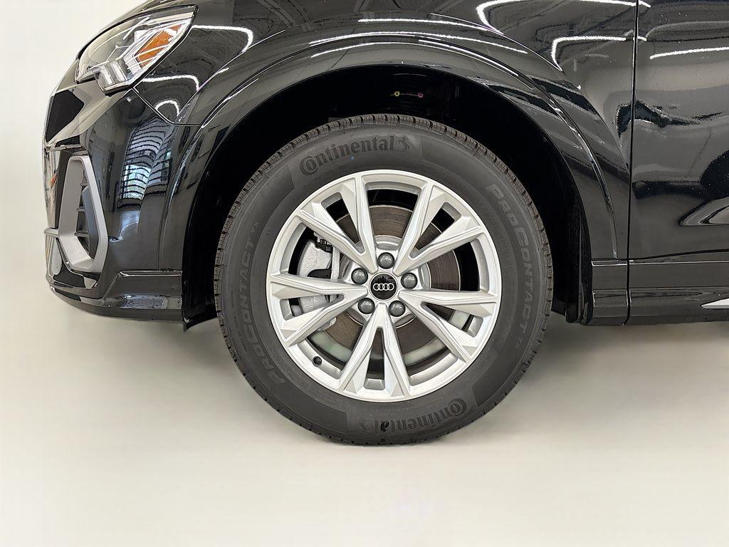 new 2025 Audi Q3 car, priced at $44,785