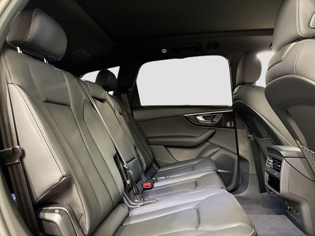 new 2025 Audi Q7 car, priced at $71,045