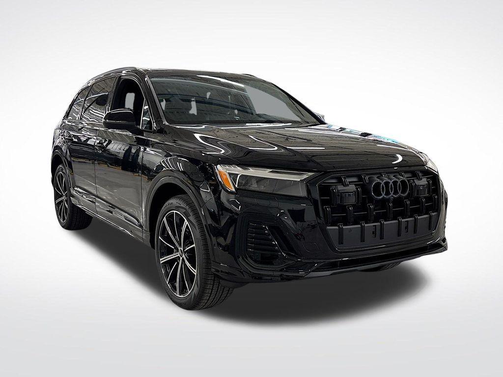 new 2025 Audi Q7 car, priced at $71,790