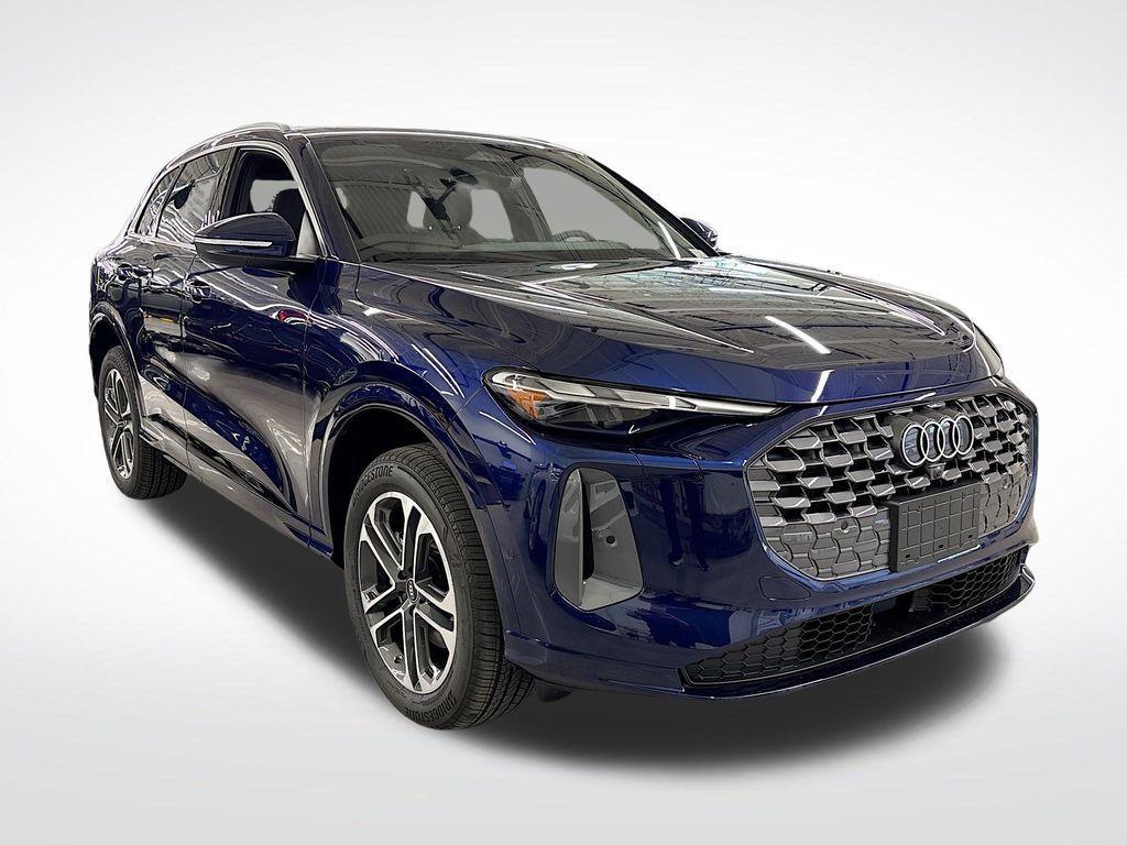 new 2025 Audi Q5 car, priced at $55,100