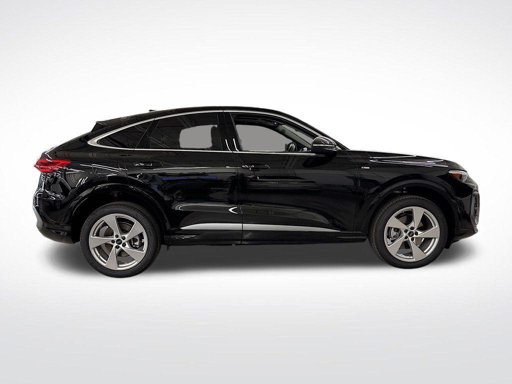 new 2025 Audi Q5 Sportback car, priced at $60,400