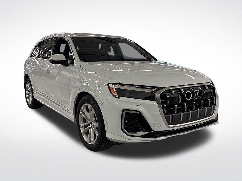 new 2025 Audi Q7 car, priced at $71,705