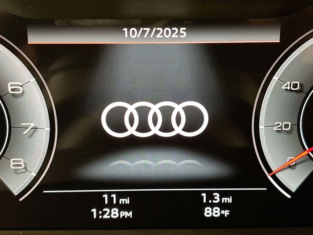 new 2025 Audi Q7 car, priced at $71,705