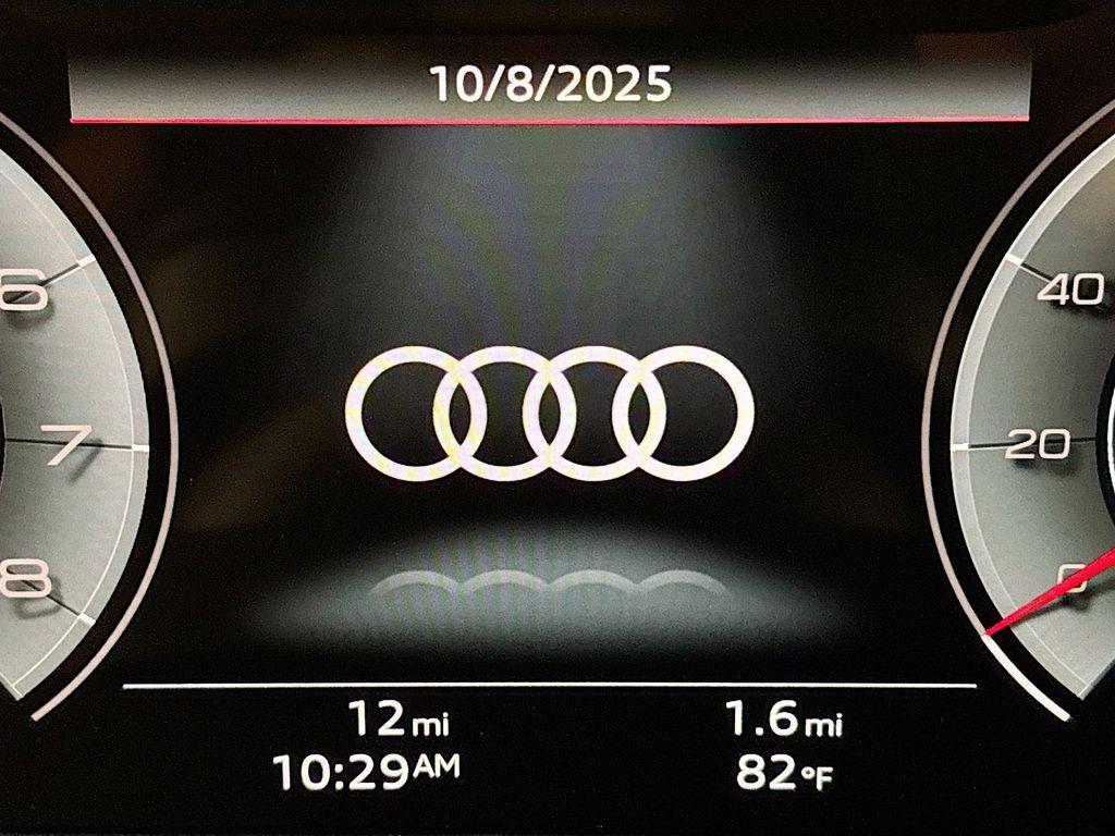 new 2025 Audi Q7 car, priced at $71,705