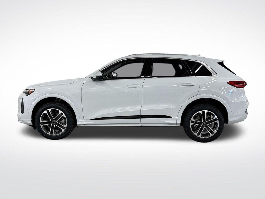 new 2025 Audi Q5 car, priced at $54,775