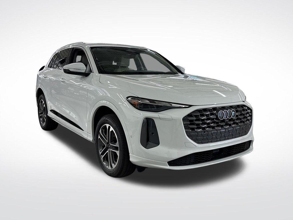 new 2025 Audi Q5 car, priced at $54,775